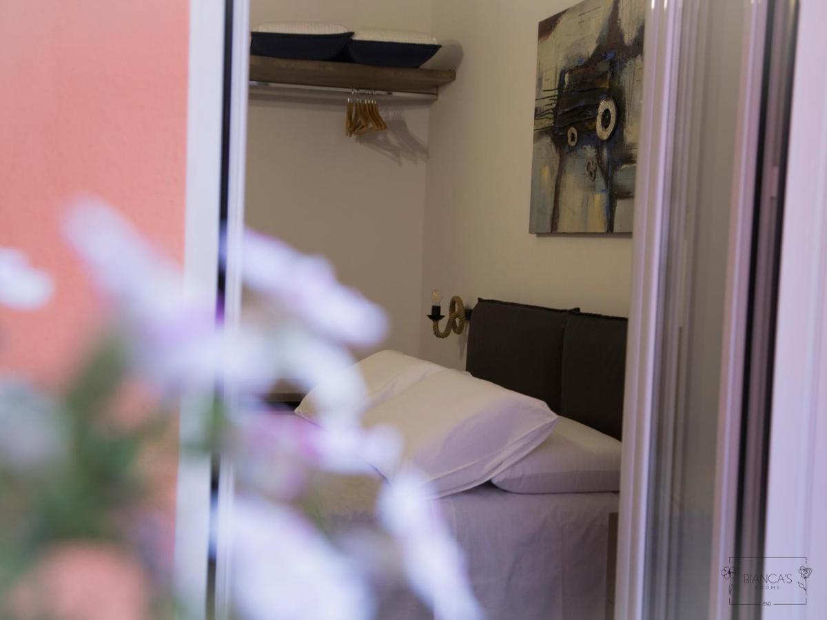 Bianca'S Rooms Trani Exterior foto